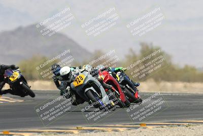 media/Apr-20-2025-CVMA (Sun) [[39090e8767]]/Race 11-500-350 Supersport (Holeshot)/